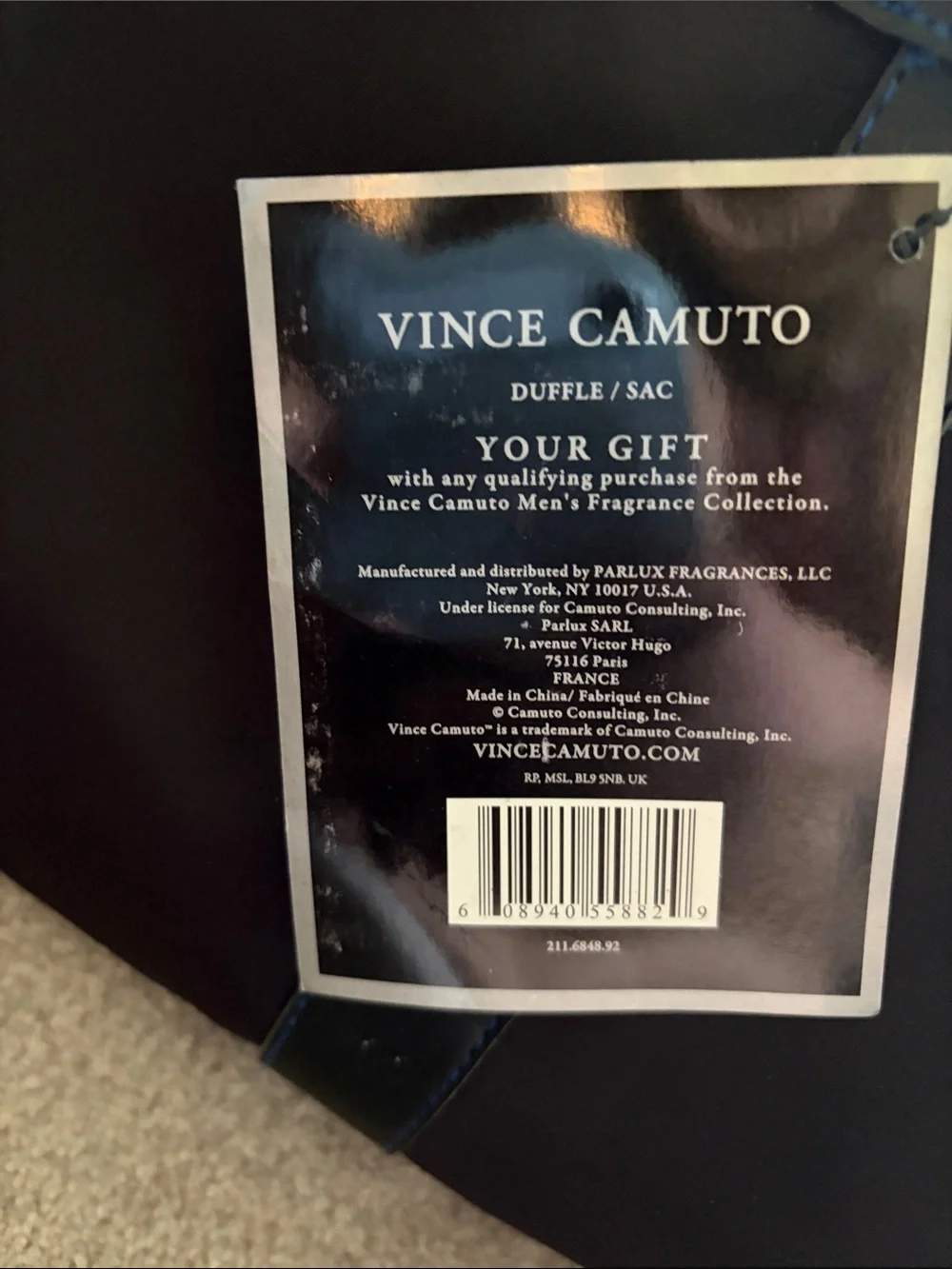 NWT Vince Camuto Black Large Duffle Bag / Sac Gym Travel Bag With Shoulder Strap